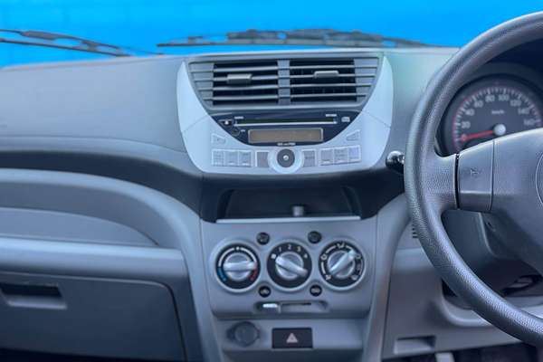 2012 Suzuki Alto GLX GF