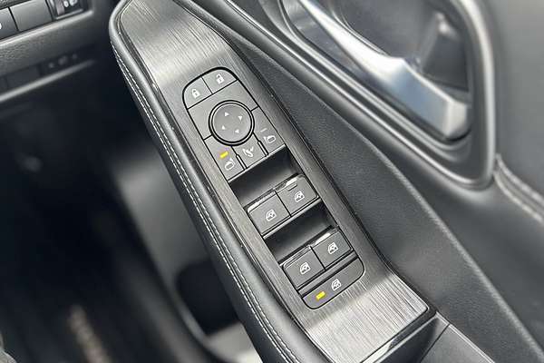2025 Nissan X-TRAIL ST-L T33