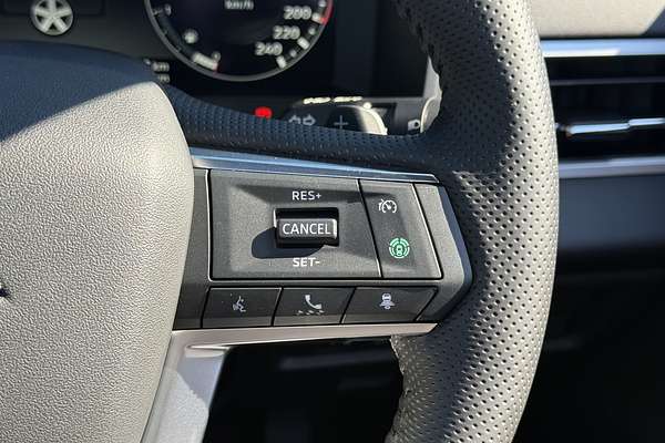 2025 Mitsubishi Outlander PHEV GSR ZM