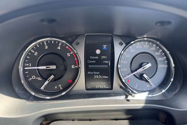 2024 Toyota Hilux SR GUN126R 4X4