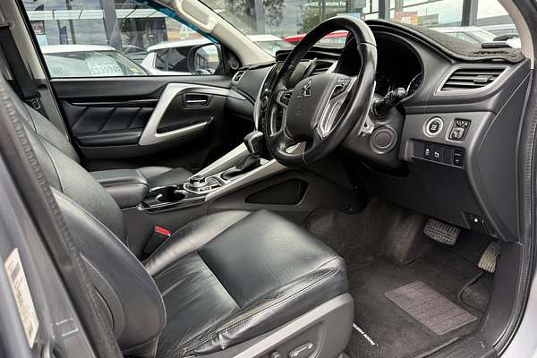 2016 Mitsubishi Pajero Sport GLS QE