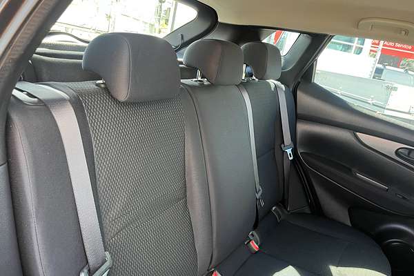 2015 Nissan QASHQAI ST J11