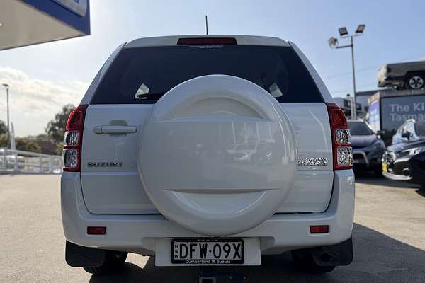 2015 Suzuki Grand Vitara Navigator JB