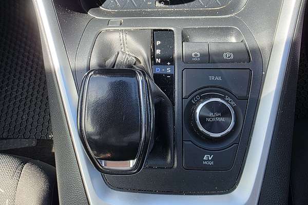 2020 Toyota RAV4 GXL AXAH54R