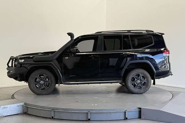 2022 Toyota Landcruiser GR Sport FJA300R