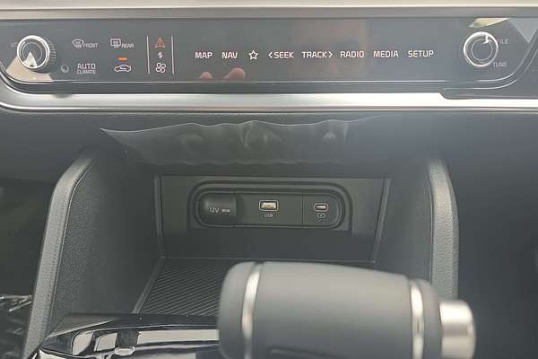 2025 Kia Sportage SX NQ5