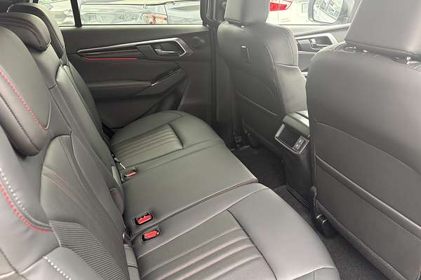 2025 Isuzu MU-X X-TERRAIN