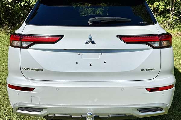 2023 Mitsubishi Outlander Exceed ZM