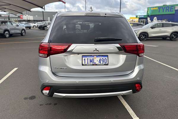 2016 Mitsubishi Outlander LS Safety Pack ZK