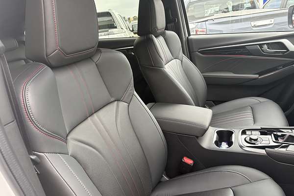 2025 Isuzu MU-X X-TERRAIN