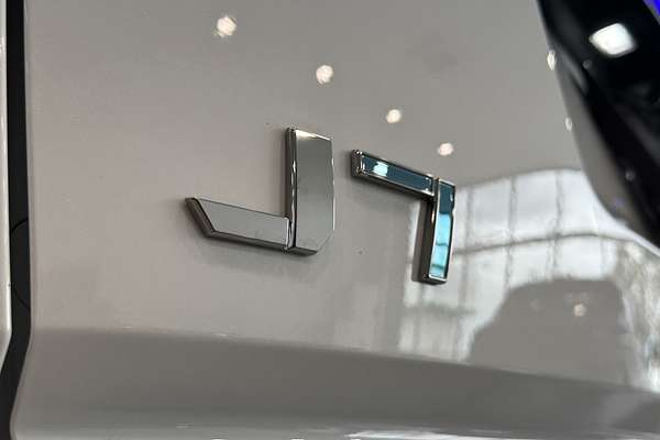 2025 Jaecoo J7 SHS Summit