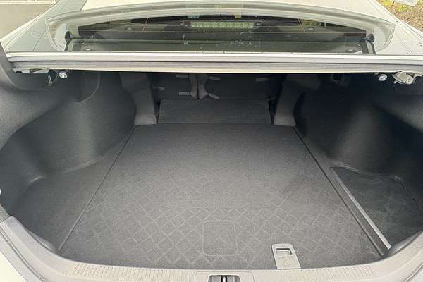 2018 Toyota Camry Ascent Sport AXVH71R