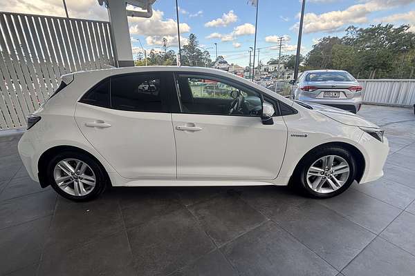 2022 Toyota Corolla SX Hybrid ZWE211R