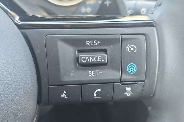 2024 Nissan X-TRAIL ST-L T33