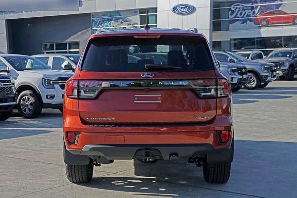 2024 Ford Everest Platinum