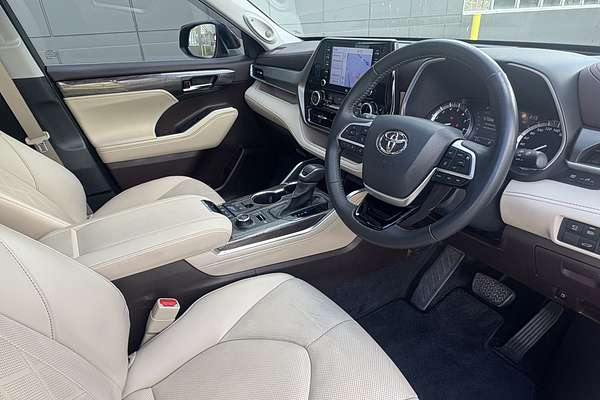 2022 Toyota Kluger Grande GSU75R