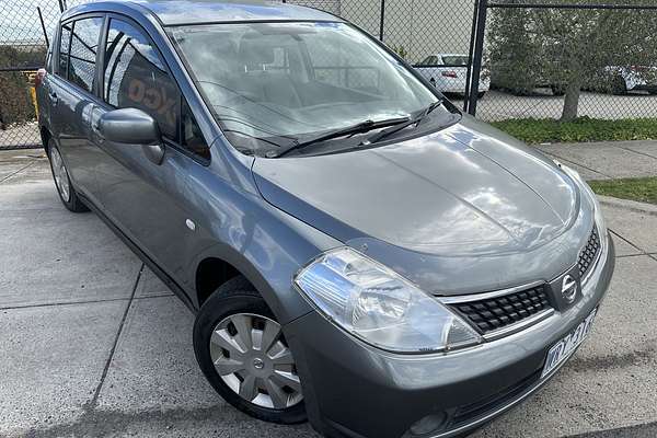 2008 Nissan Tiida ST C11
