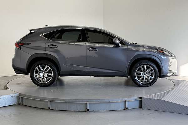 2019 Lexus NX LUXURY (FWD) AGZ10R
