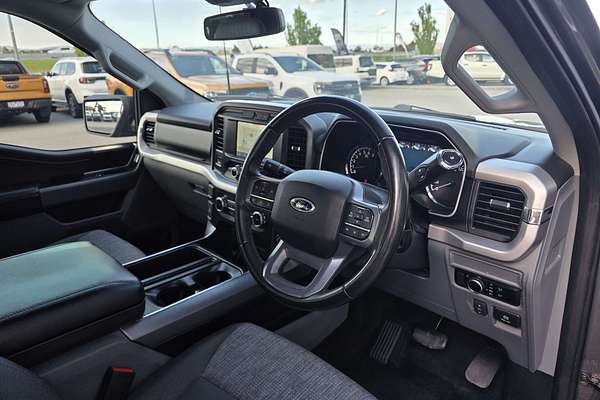 2023 Ford F-150 XLT 4X4 SWB