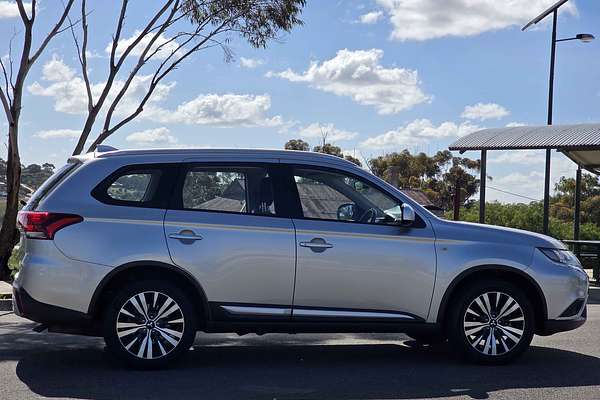 2018 Mitsubishi Outlander ES ZL