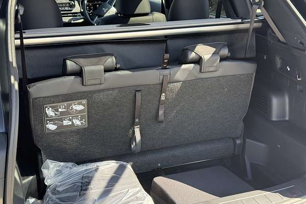 2025 Mitsubishi Outlander PHEV Exceed ZM