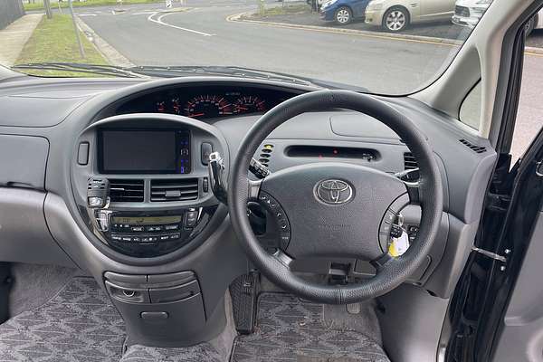2005 Toyota Estima Aeras