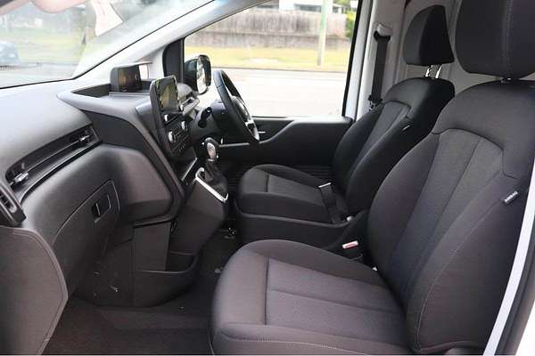 2025 Hyundai STARIA  US4.V3