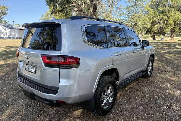 2023 Toyota Landcruiser VX FJA300R