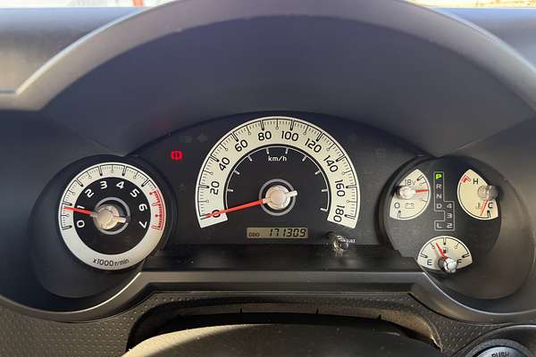 2013 Toyota FJ Cruiser GSJ15R