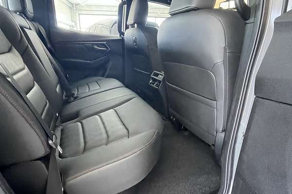 2025 Isuzu D-MAX X-TERRAIN 4X4