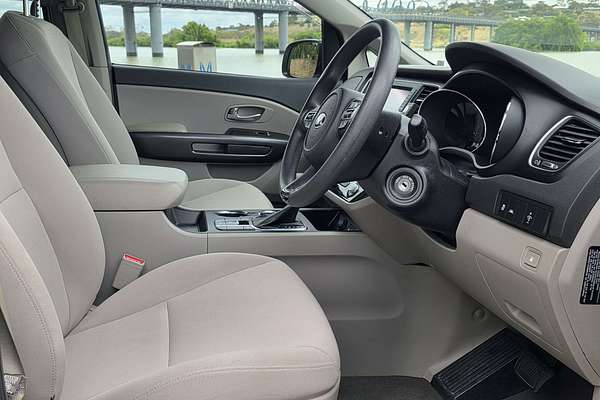 2019 Kia Carnival S YP