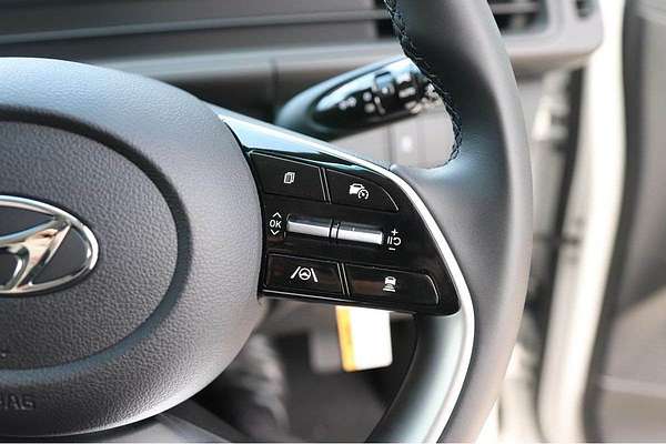 2025 Hyundai STARIA  US4.V3
