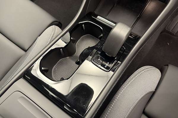 2024 Volvo C40 Recharge Twin