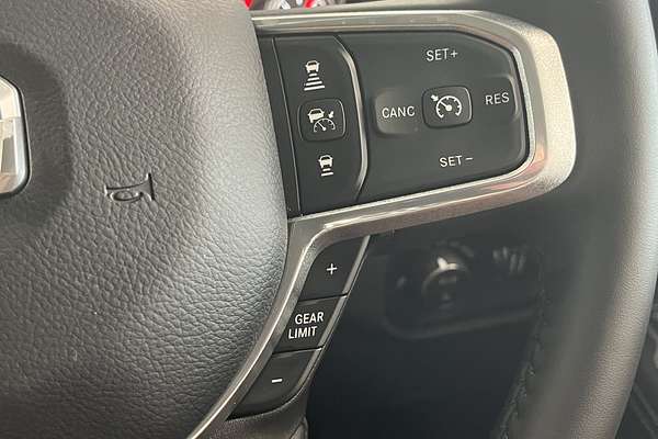 2024 RAM 2500 Laramie Rambox DJ 4X4