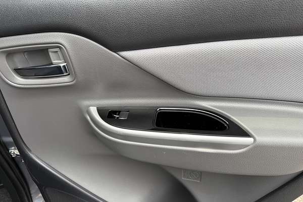 2017 Mitsubishi Triton GLS MQ 4X4