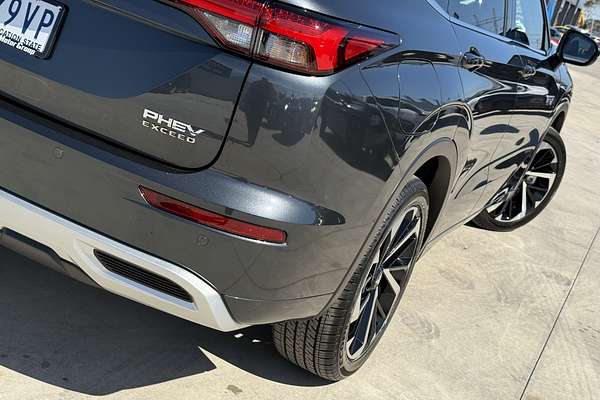 2025 Mitsubishi Outlander PHEV Exceed ZM