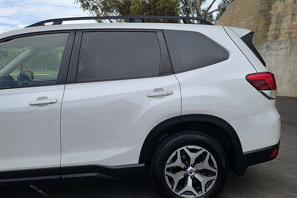 2023 Subaru Forester 2.5i S5