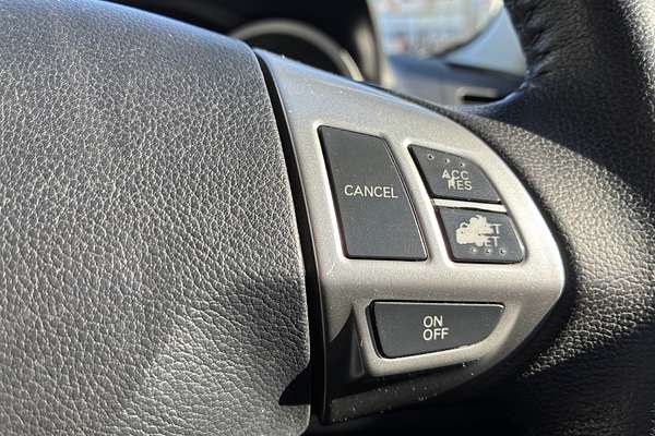 2013 Mitsubishi Lancer ES CJ