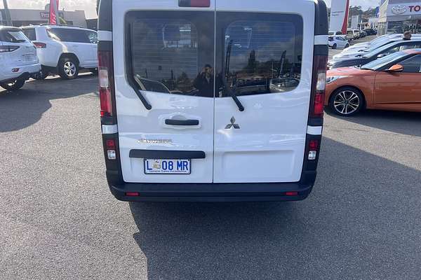 2022 Mitsubishi Express GLX SN SWB