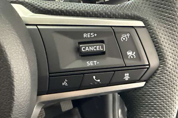 2025 Mitsubishi Triton GLS MV 4X4