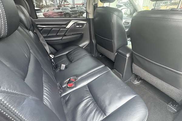2017 Mitsubishi Pajero Sport GLS QE