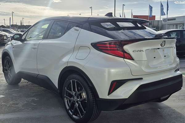 2022 Toyota C-HR GR Sport ZYX10R