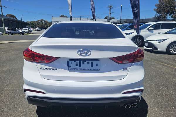 2017 Hyundai Elantra SR TURBO AD