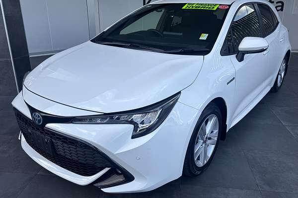 2022 Toyota Corolla SX Hybrid ZWE211R