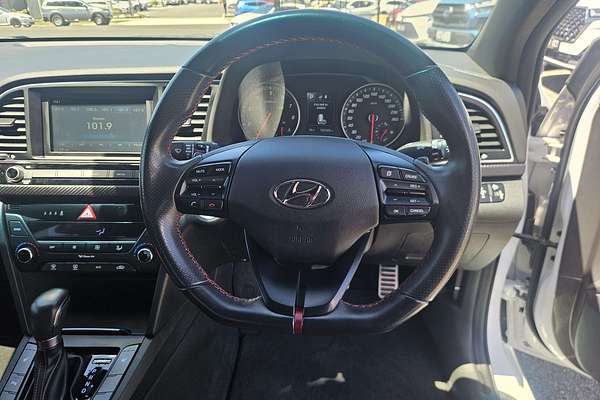 2017 Hyundai Elantra SR TURBO AD
