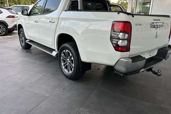2020 Mitsubishi Triton