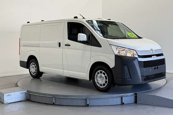 2024 Toyota Hiace GDH300R LWB