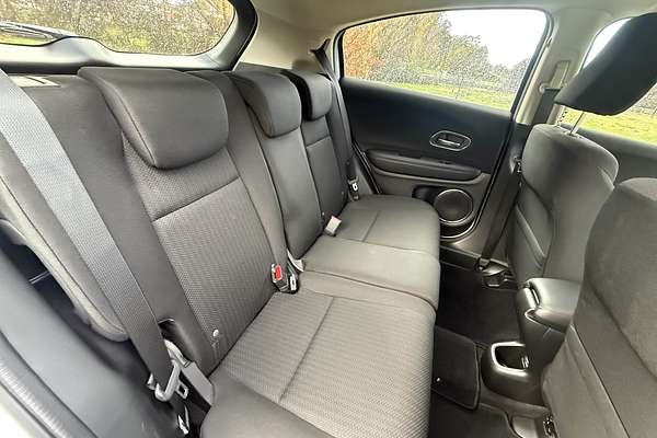 2016 Honda HR-V VTi-S