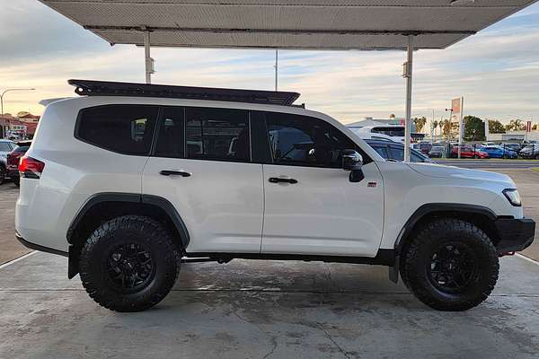 2023 Toyota Landcruiser GR Sport FJA300R