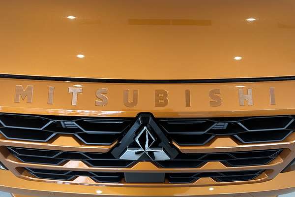 2024 Mitsubishi Triton GSR MV 4X4